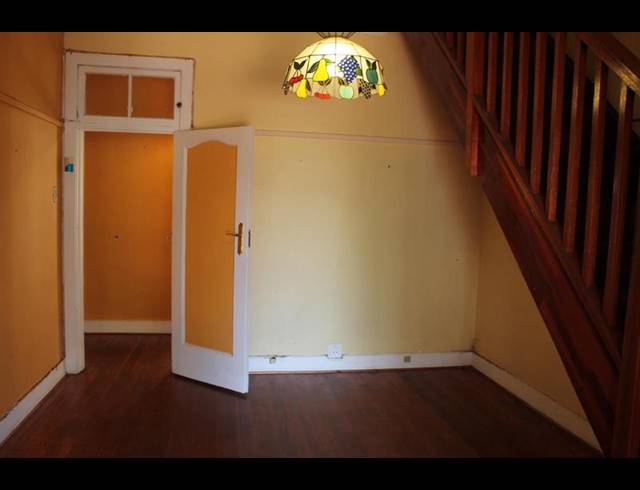 7 BEDROOM HOUSE FOR SALE IN KENSINGTON